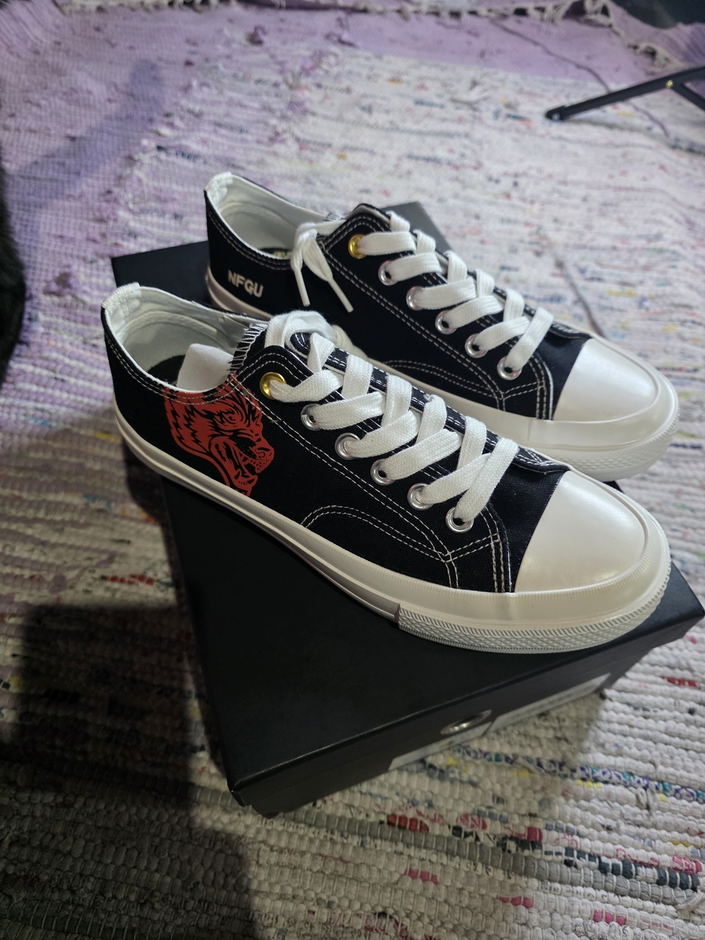 Darc Sport Low Top W1-DIOS Wolves Forever